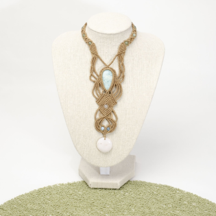 Collier en micro-macramé, Opale rose et Amazonite